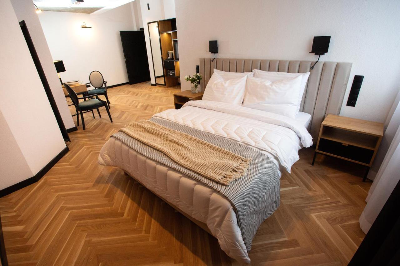 Hotel Teatr Kraków Exteriör bild