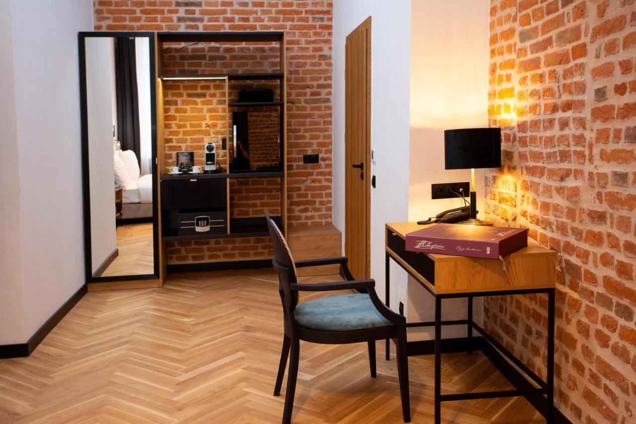 Hotel Teatr Kraków Exteriör bild